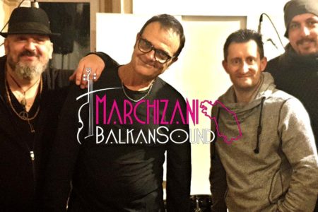 L'immagine ritrae il gruppo musicale Marchizani Balkan Sound